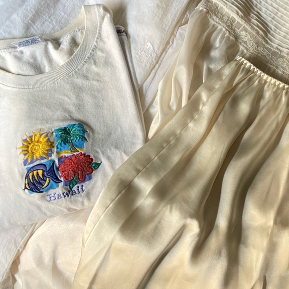 Hawaii Crop Top M 🌺 - Picture 6 of 6